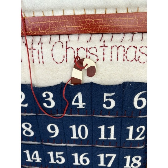 Rustic Wooden Advent Calendar 1-24 Felt Pockets Candy Cane Marker Handmade - Picture 7 of 9